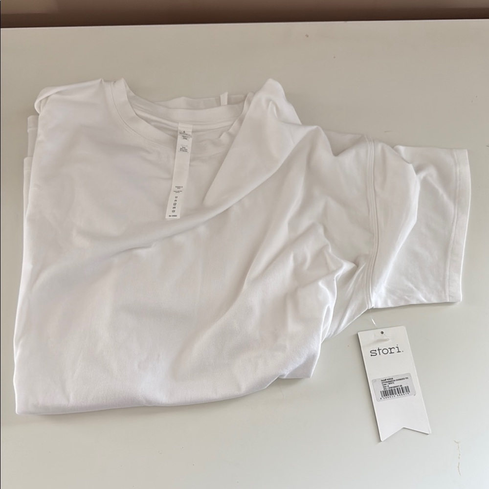 Stori White Short Sleeve Tee